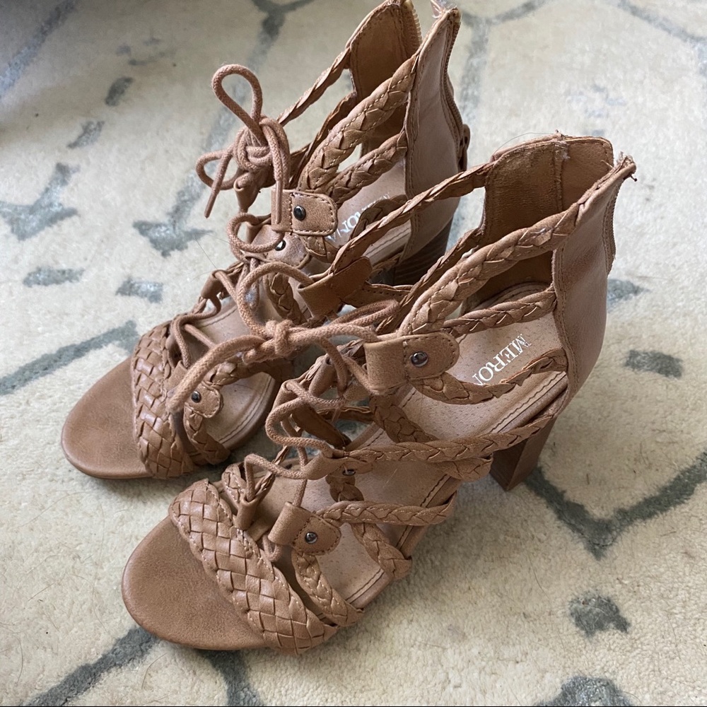 Size 6 Braided Strap Heels 🛒🛒🛒